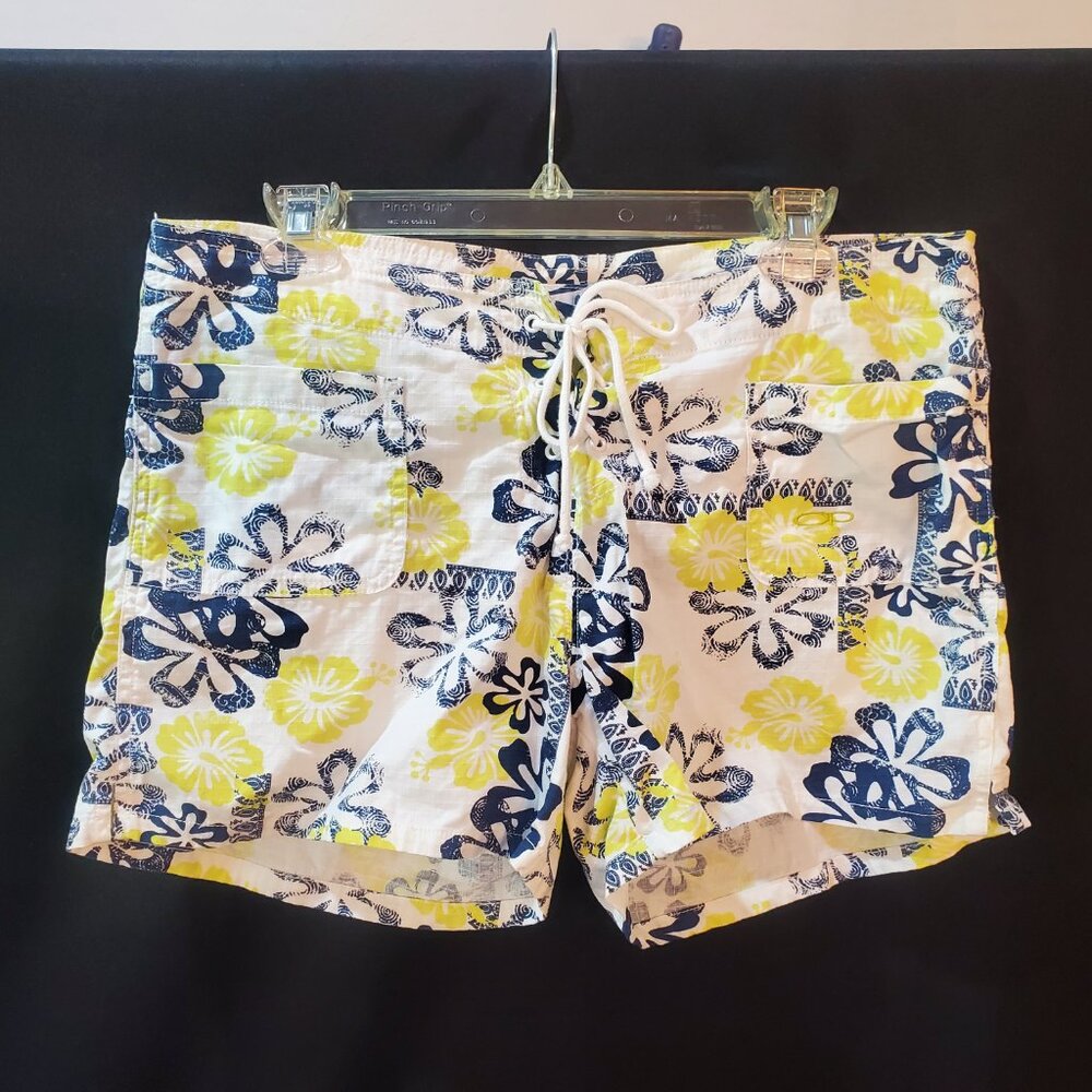 NWOT OP Juniors 13 White Floral Print Lace Up Front Board Shorts Swim Trunks